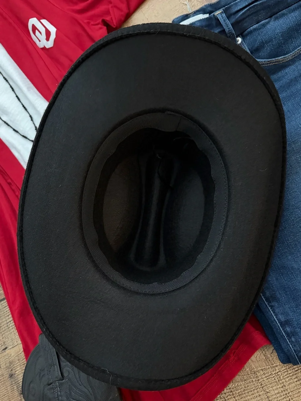 HAT Cowboy Western Hat with Decorative Steer Band Coastal Cowgirl